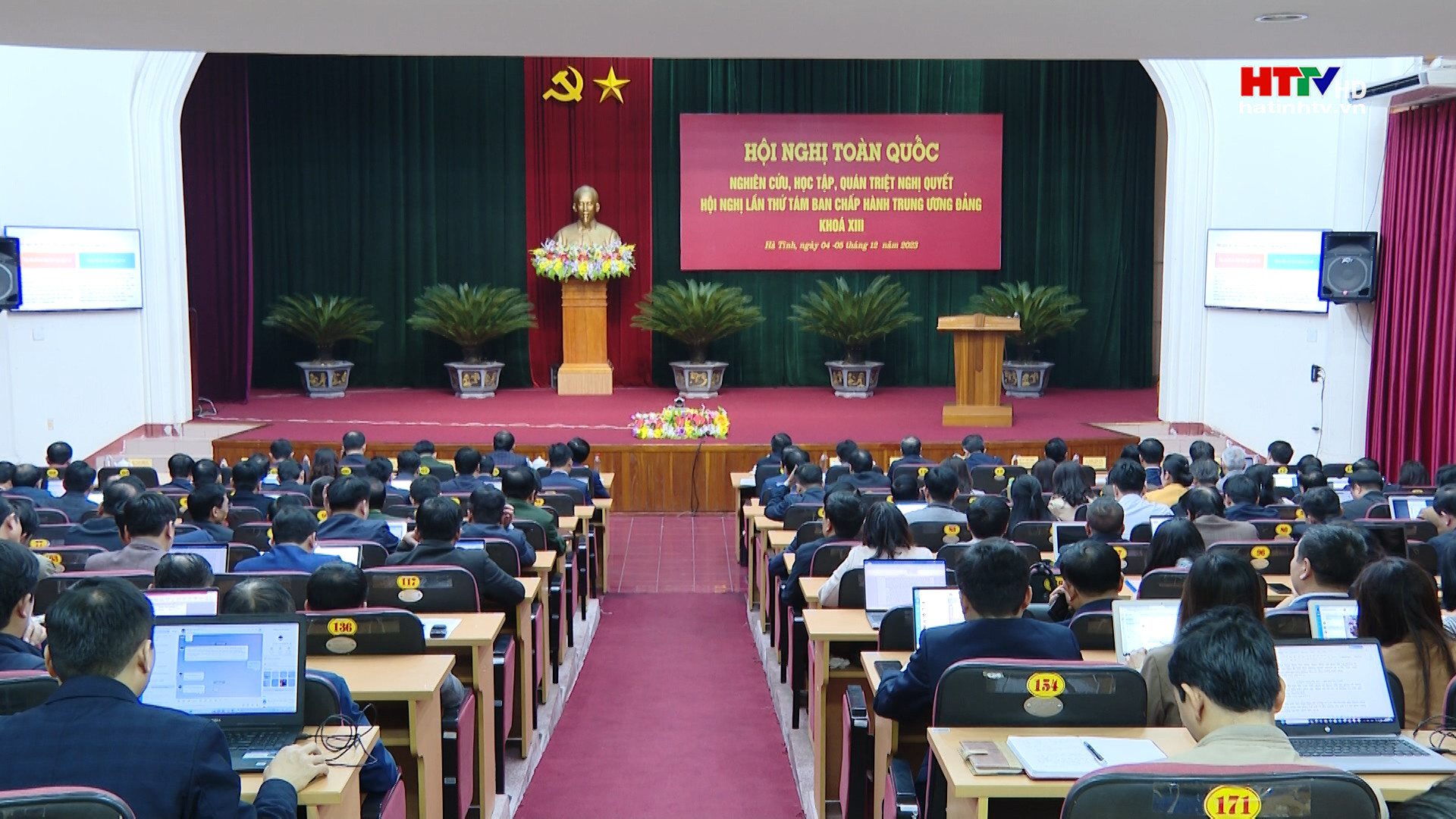 Hội nghị toàn quốc nghiên cứu, học tập, quán triệt Nghị quyết Trung ương 8