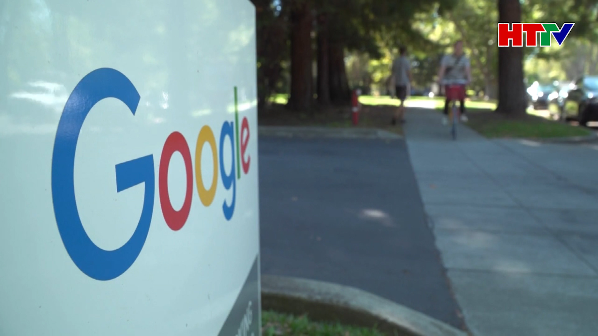 Anh điều tra Apple và Google