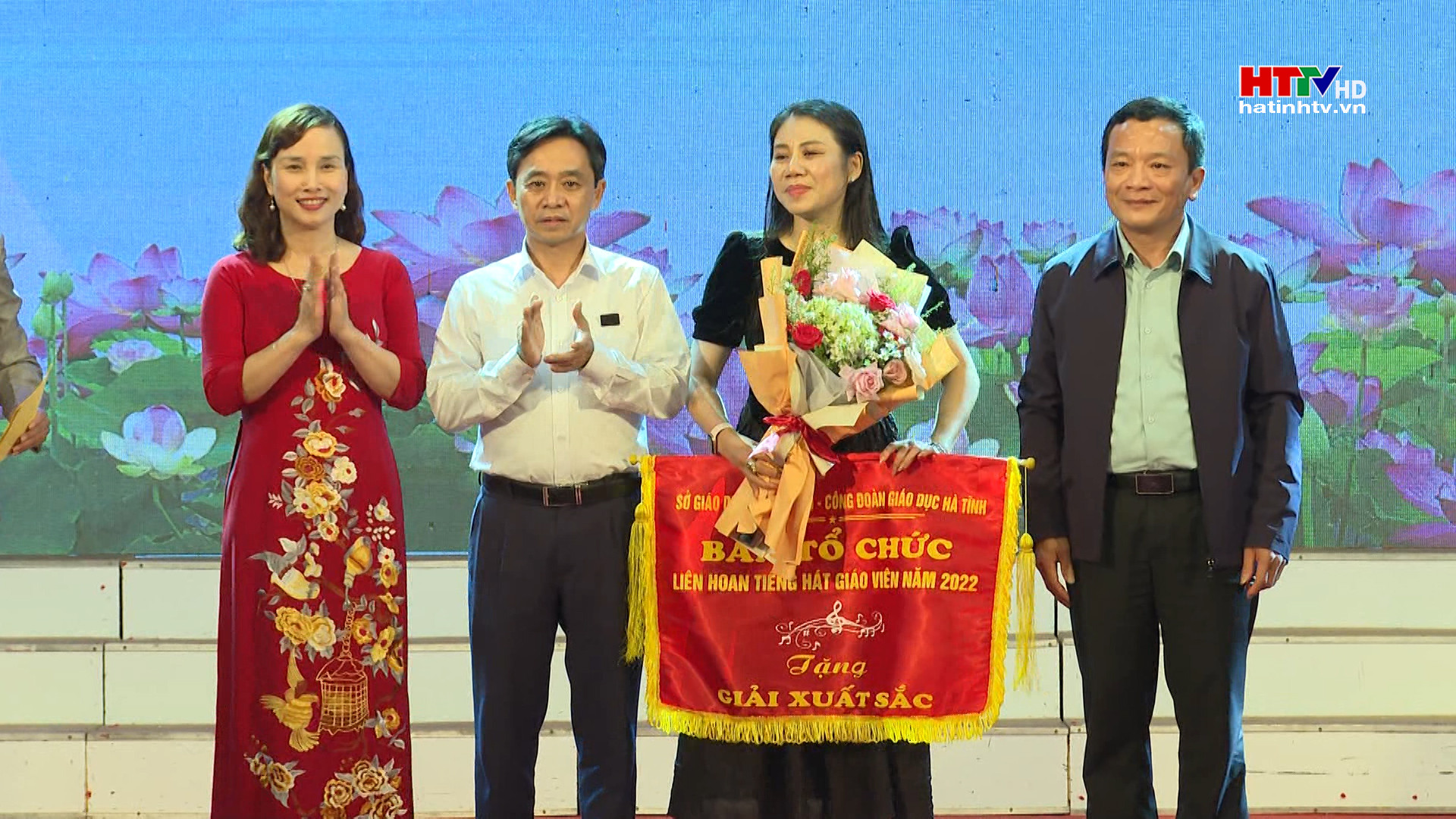 Bế mạc Liên hoan tiếng hát giáo viên