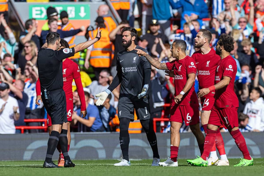 Vòng 9 Ngoại hạng Anh: Liverpool bị cầm hòa, Chelsea thắng nghẹt thở