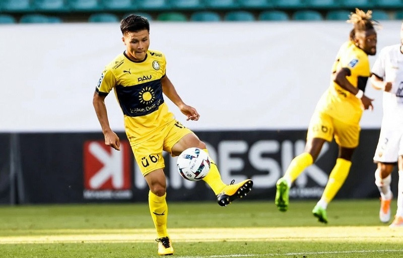 Pau FC đang mất dần niềm tin vào Quang Hải?