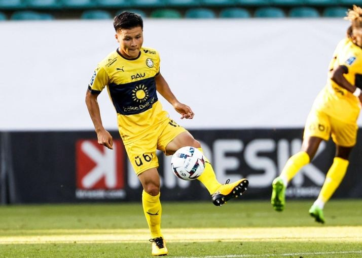 Quang Hải kiến tạo đẹp mắt giúp Pau FC thắng đậm 3-0
