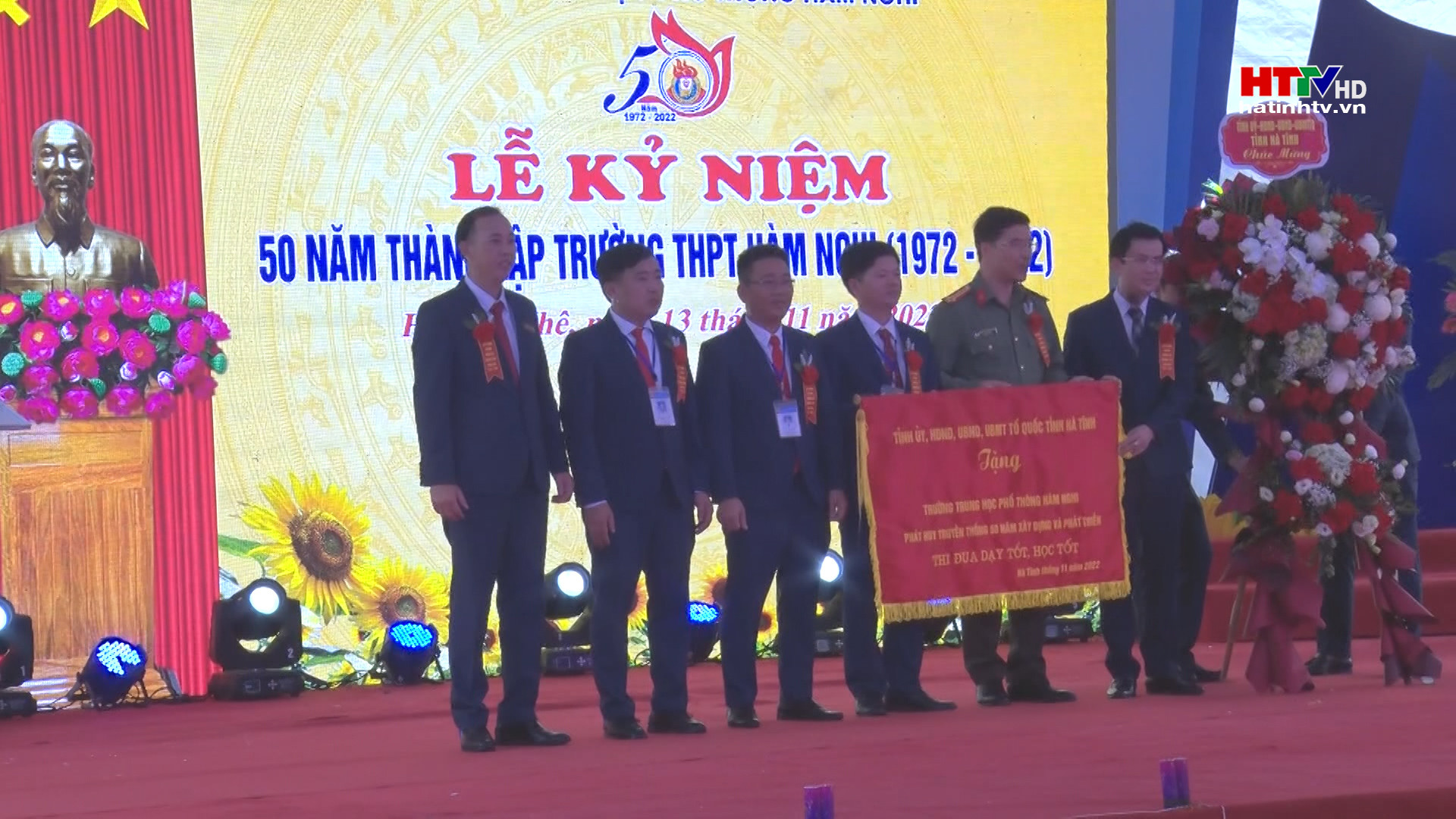 Trường THPT Hàm Nghi kỷ niệm 50 năm thành lập