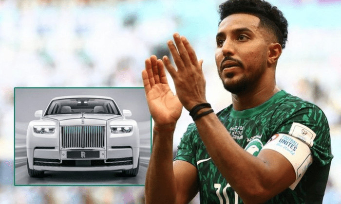 Cả đội Ả Rập Xê Út được thưởng siêu xe Rolls Royce sau trận thắng trước Argentina