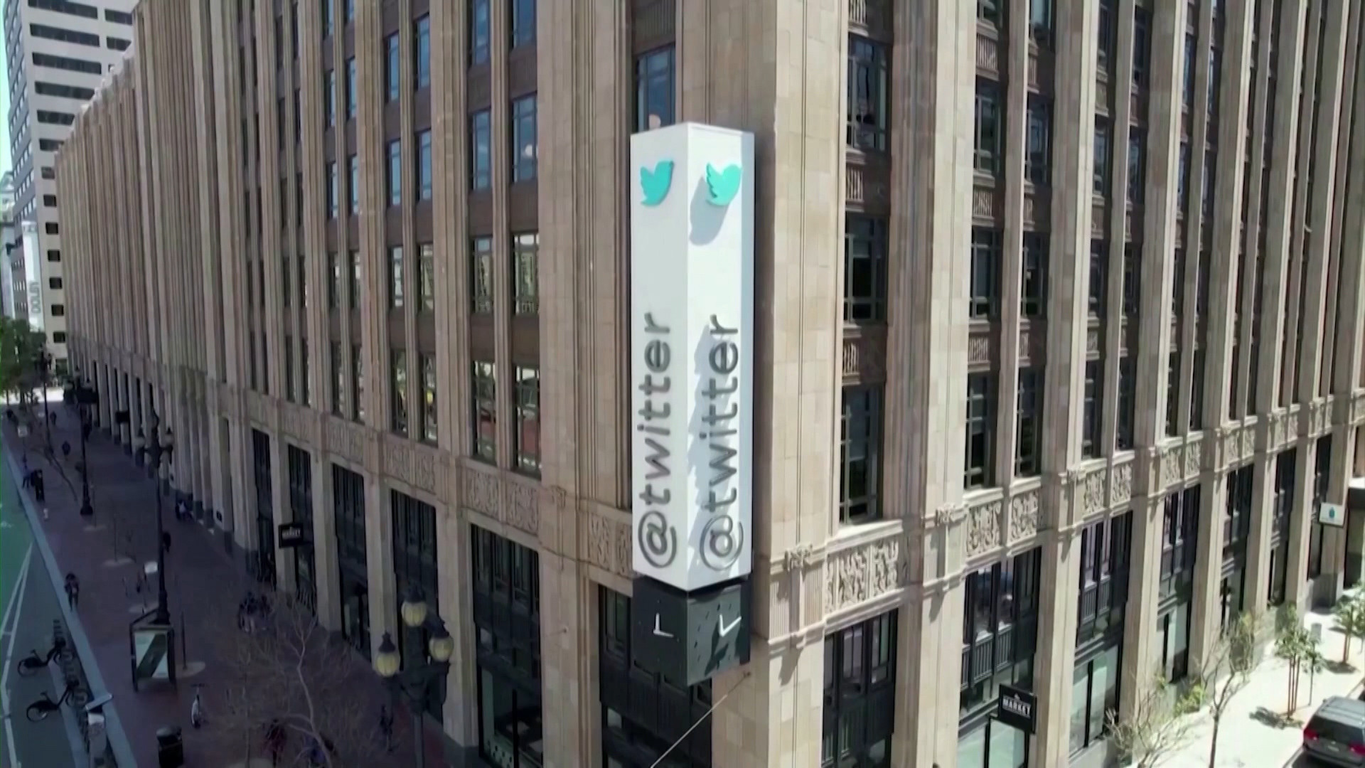 Tỷ phú Elon Musk đề nghị giữ nguyên thỏa thuận mua Twitter