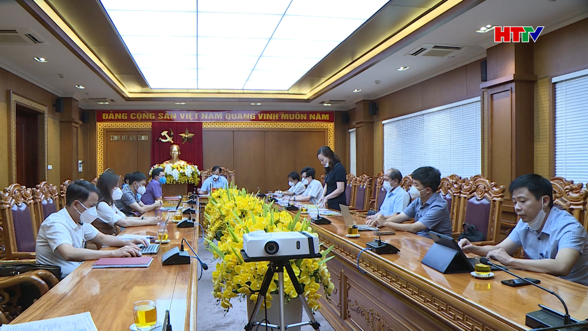 Hà Tĩnh triển khai dạy học trên truyền hình