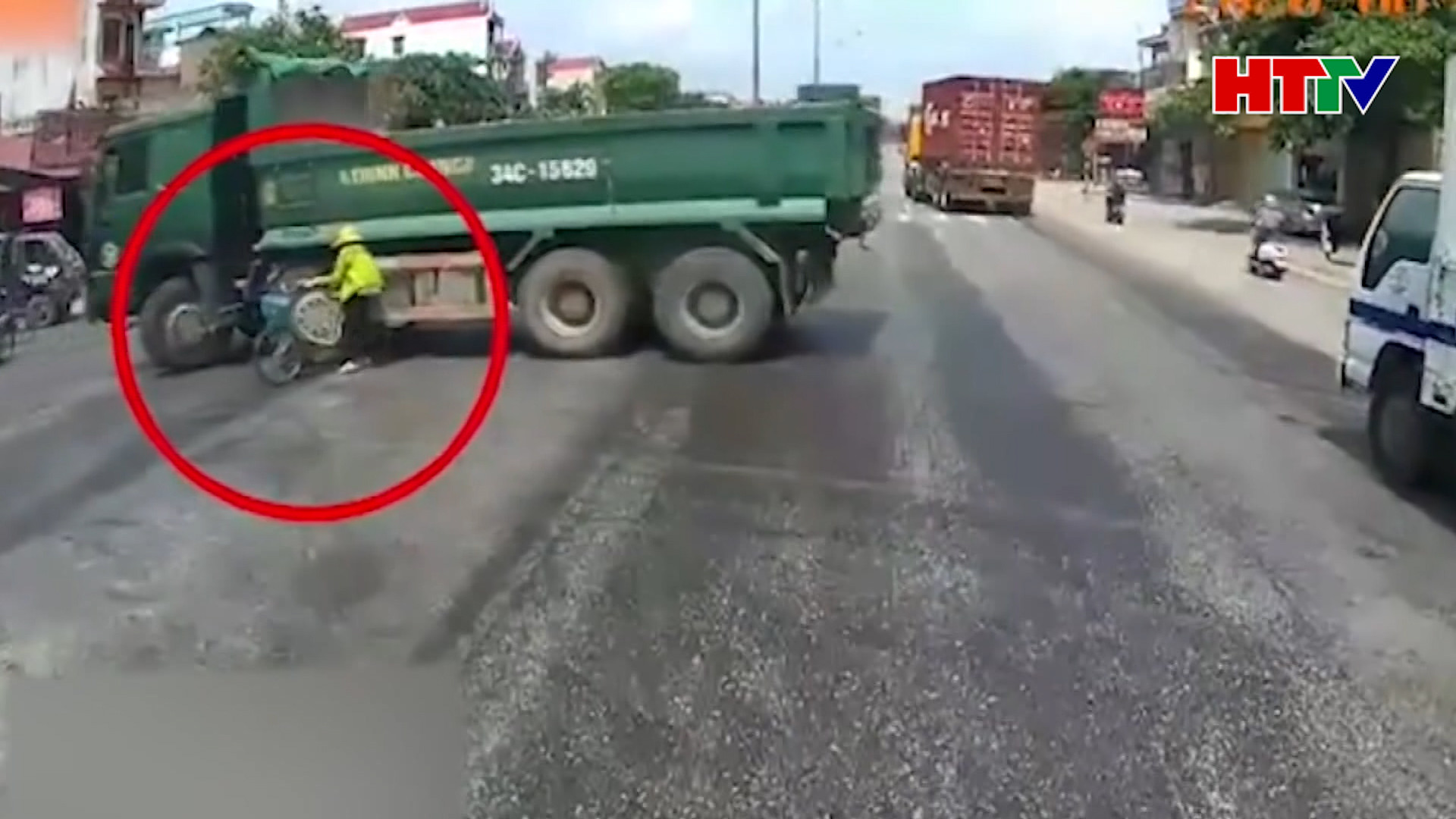 Lỗi quay đầu xe, vì sao phổ biến?