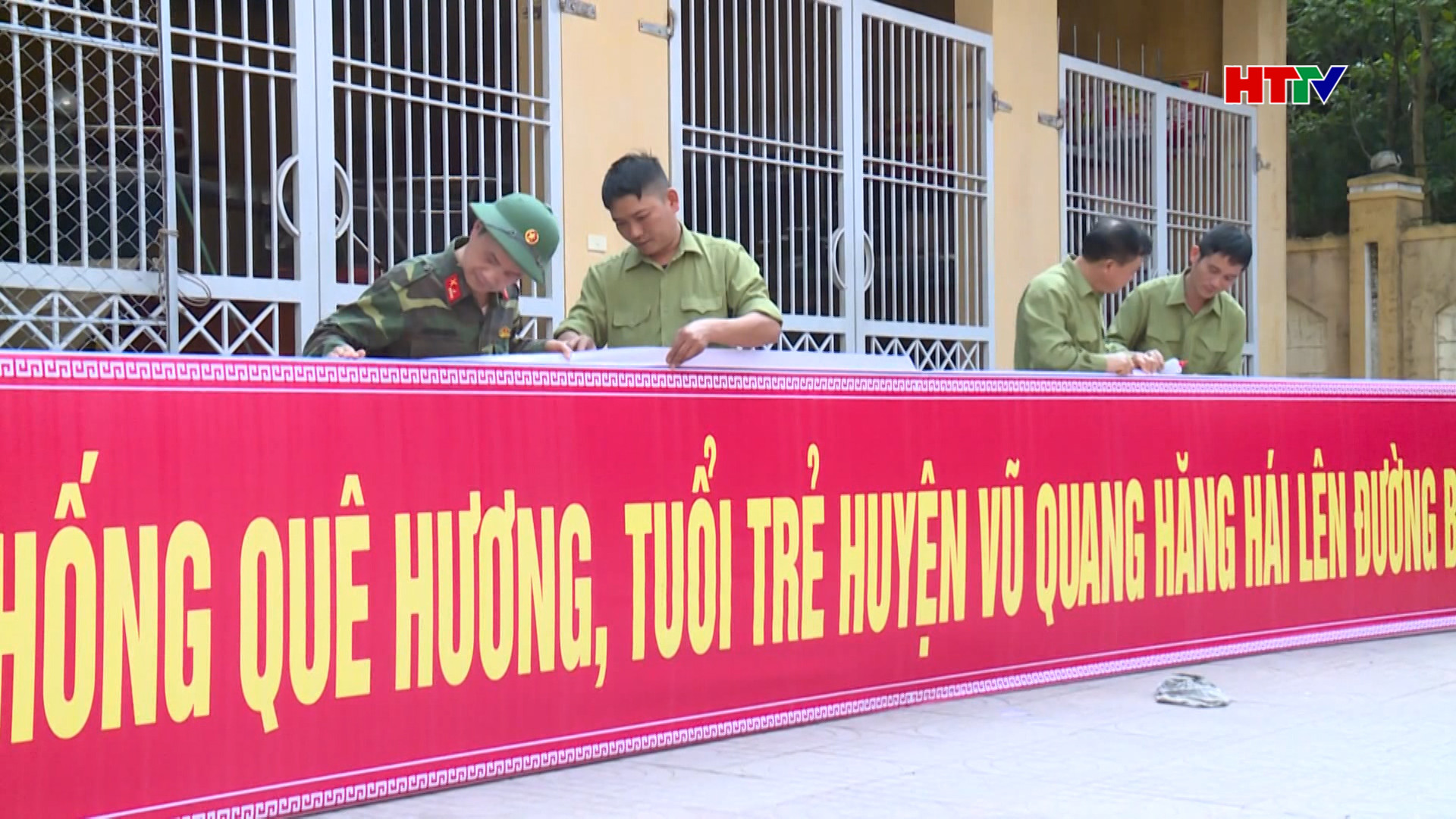 Thanh niên Hà Tĩnh sẵn sàng lên đường nhập ngũ