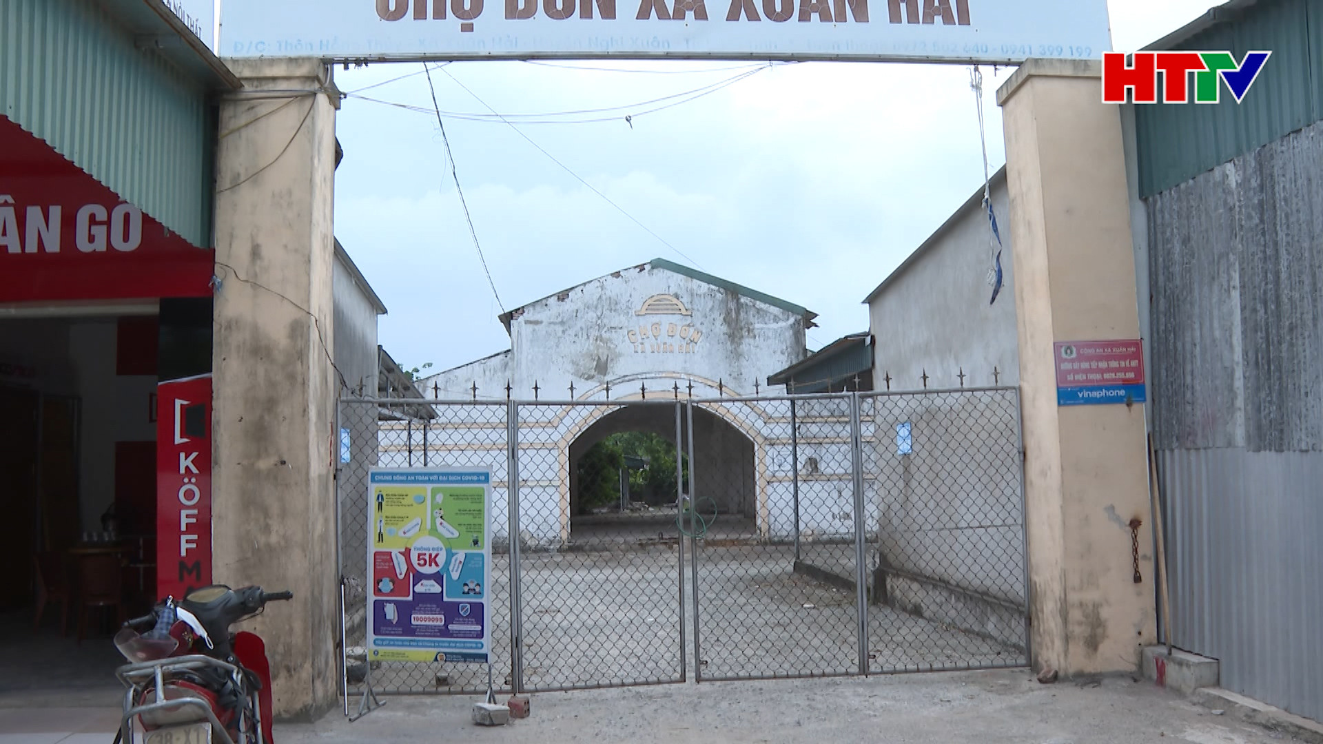 Nghịch lý chợ bỏ không