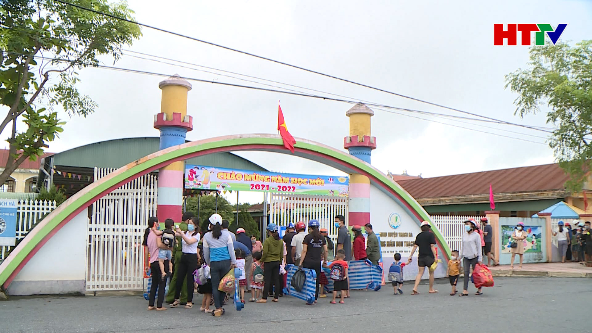 Học sinh Mầm non tại Hà Tĩnh trở lại trường học