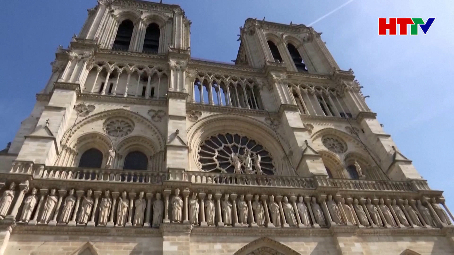 Nhà thờ Đức Bà Paris khôi phục vẻ ngoài vốn có