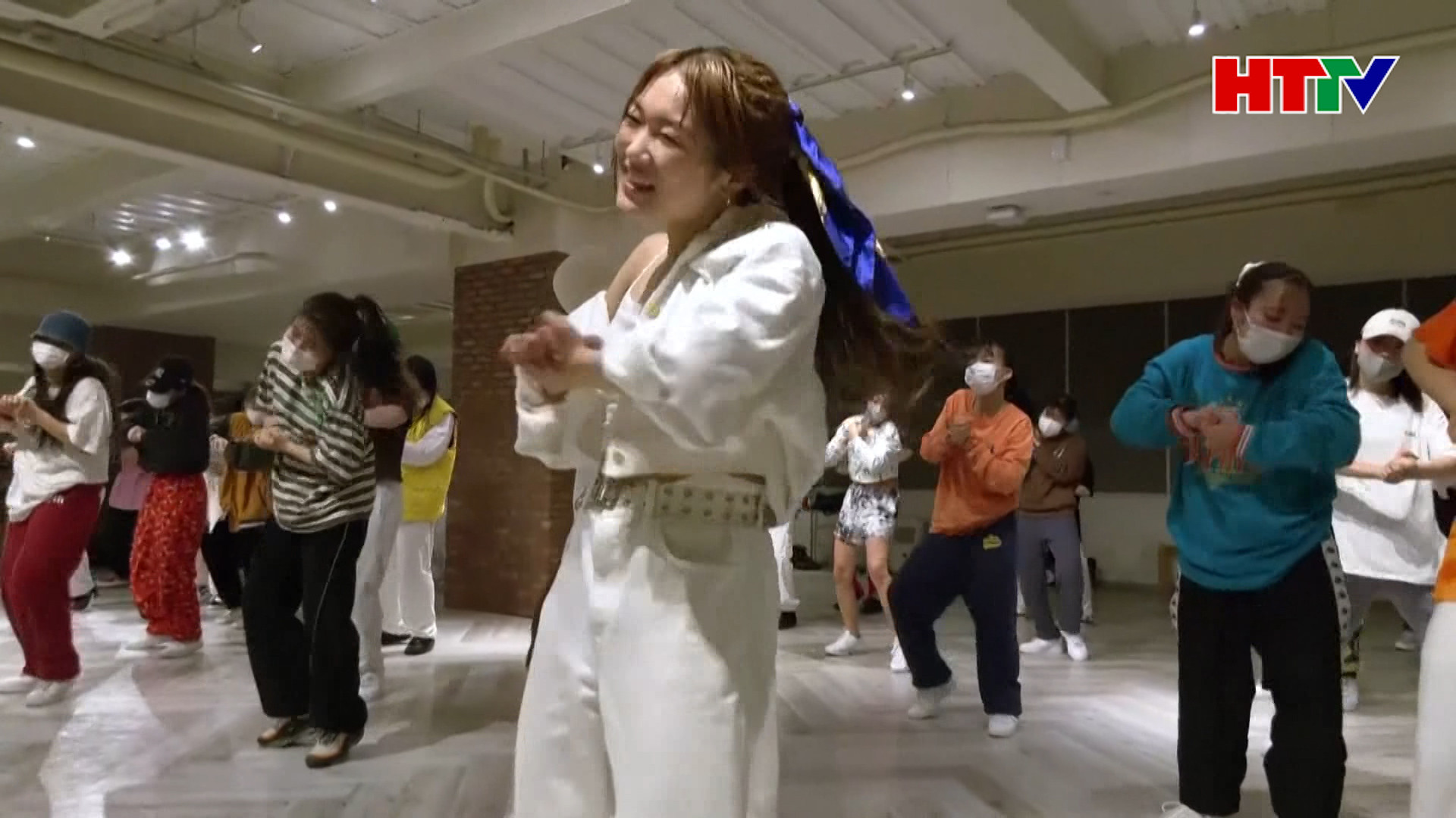 Người đứng đằng sau các vũ đạo “hit” K-Pop
