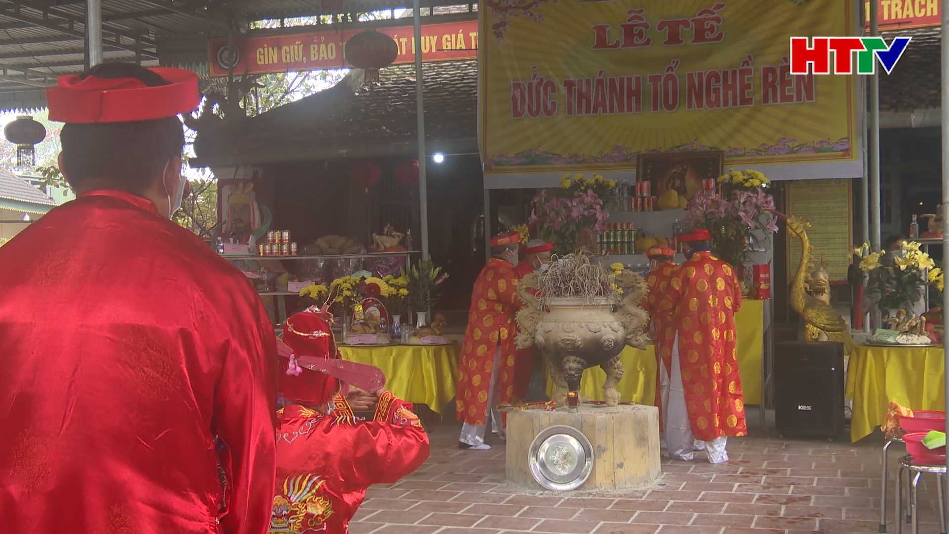Độc đáo Lễ tế Đức tổ Thánh thợ Rèn