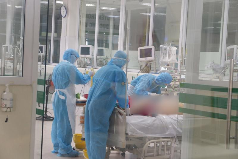Bộ Y tế công bố ca tử vong thứ 73 và 74 liên quan đến COVID-19 ở bệnh nhân có bệnh nền