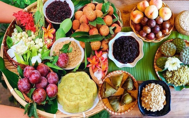 Cần lưu ý gì khi ăn cơm rượu, mận, vải Tết Đoan ngọ để không hại sức khỏe?