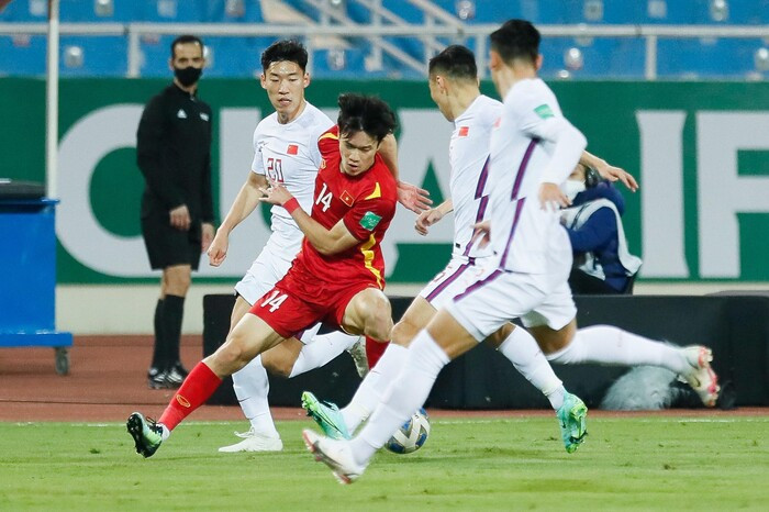 LĐBĐ Trung Quốc điều tra vì nghi ngờ cầu thủ bán độ ở trận thua Việt Nam