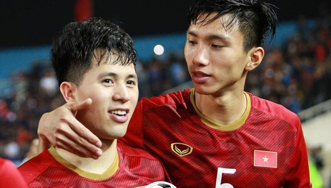 Đoàn Văn Hậu, Đình Trọng trở thành tân sinh của trường đại học có tiếng ở Hà Nội