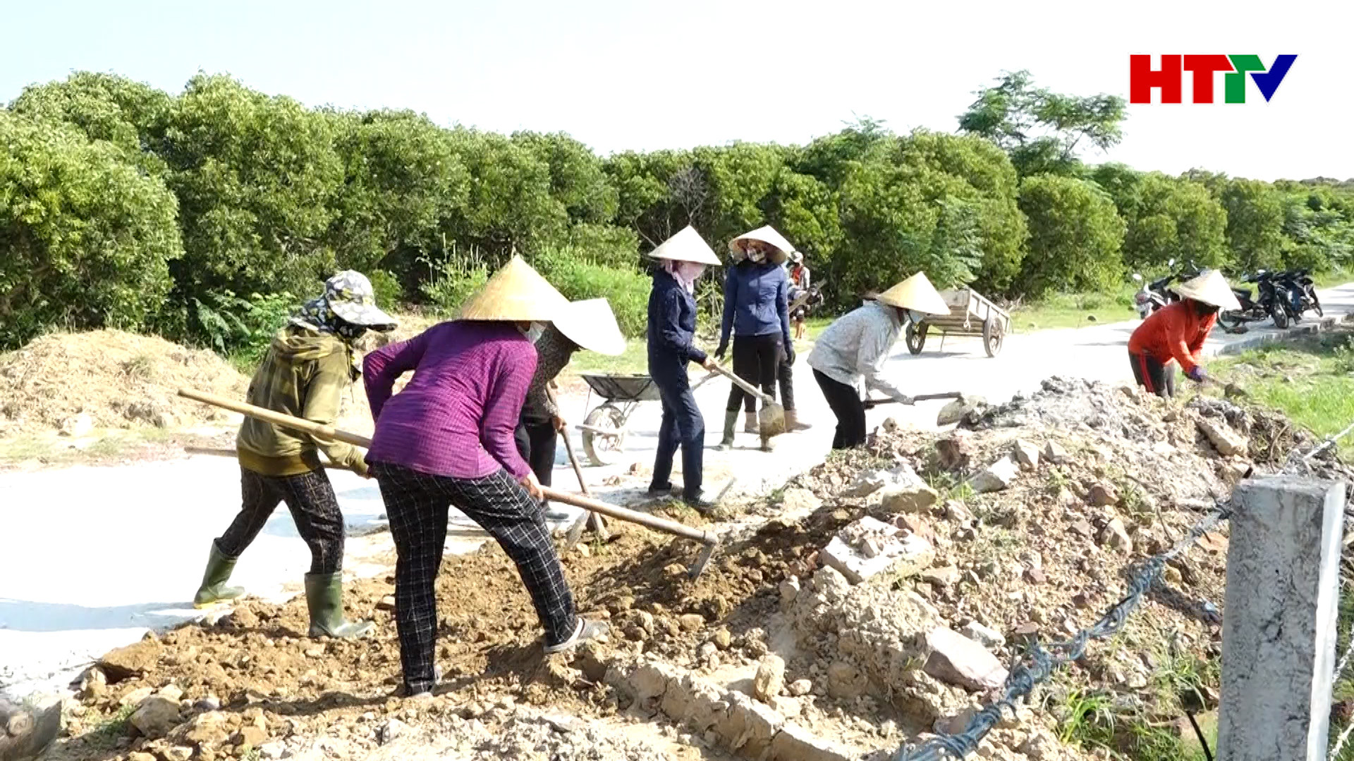 Kỳ Anh phát động 60 ngày cao điểm xây dựng NTM...