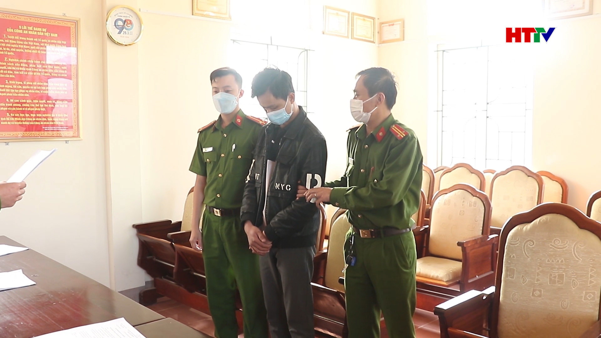 Khởi tố một đối tượng "cò đất” về tội "lừa đảo chiếm đoạt tài sản"