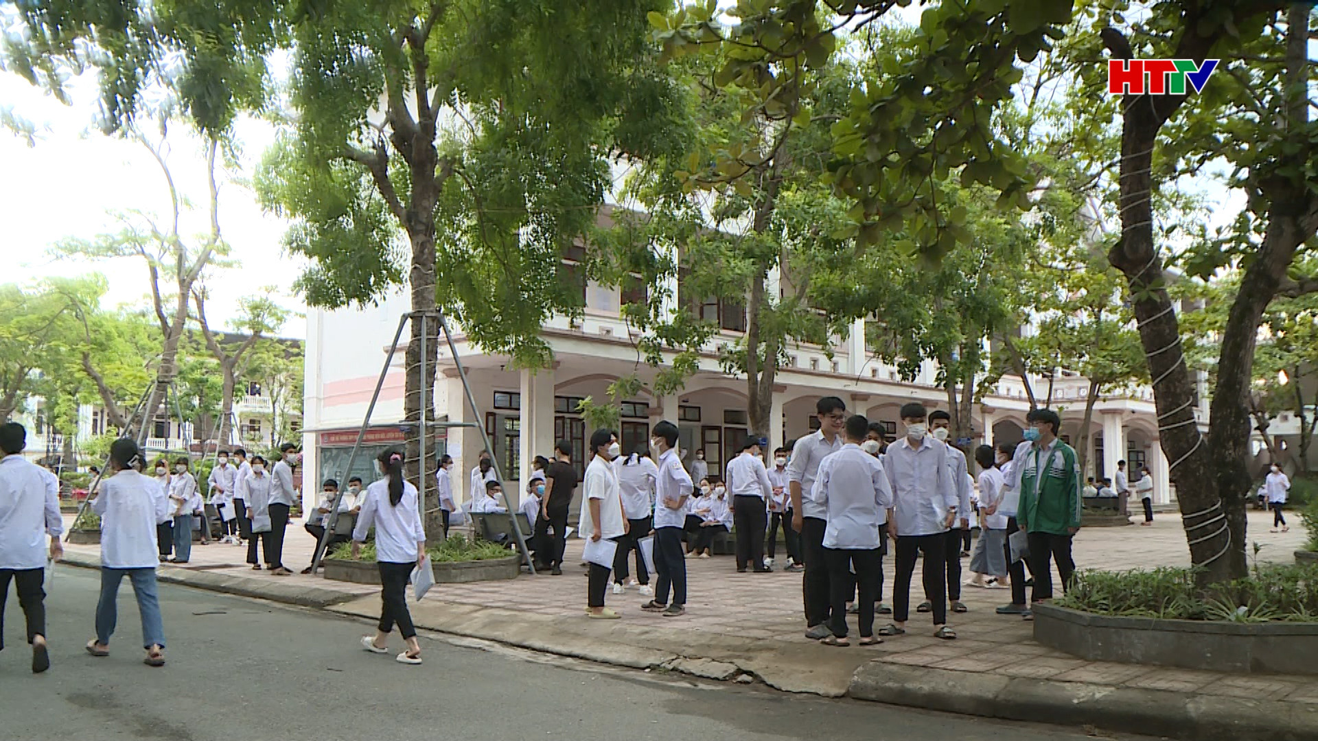 Hà Tĩnh: Kết quả thi tốt nghiệp THPT xếp thứ 9 cả nước