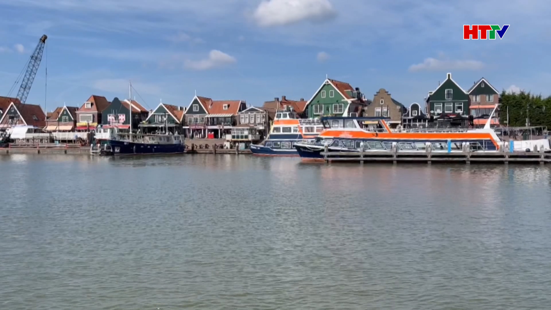 Làng cổ Volendam, thị trấn trên nước của Hà Lan