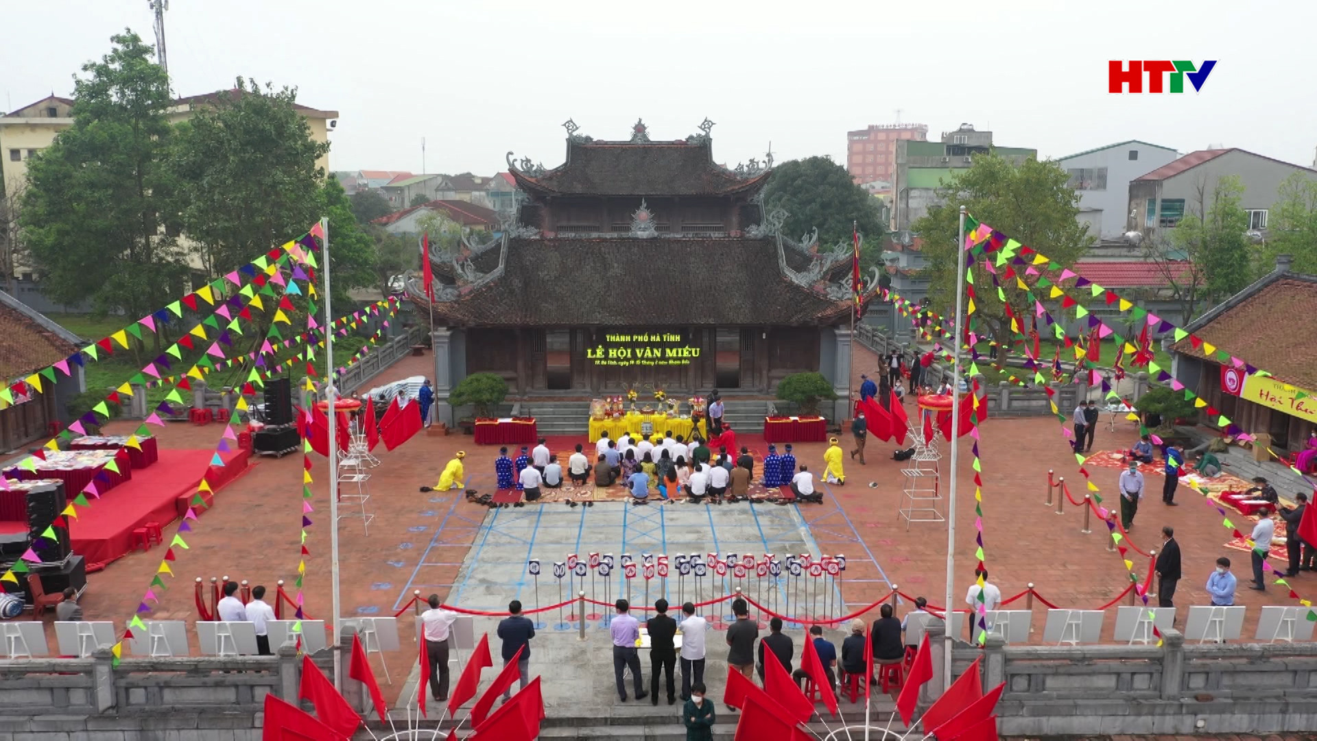Lễ hội Văn Miếu Hà Tĩnh trở lại sau nhiều năm vắng bóng