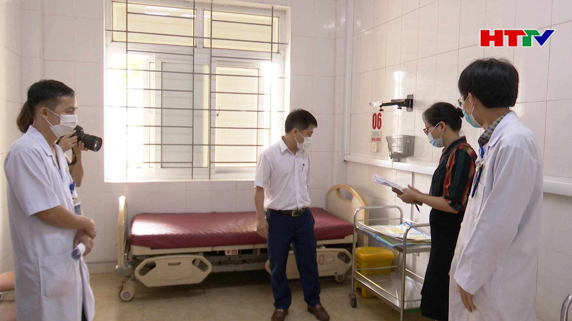 Giám sát công tác chuẩn bị trước tiêm chủng vắc xin Covid-19