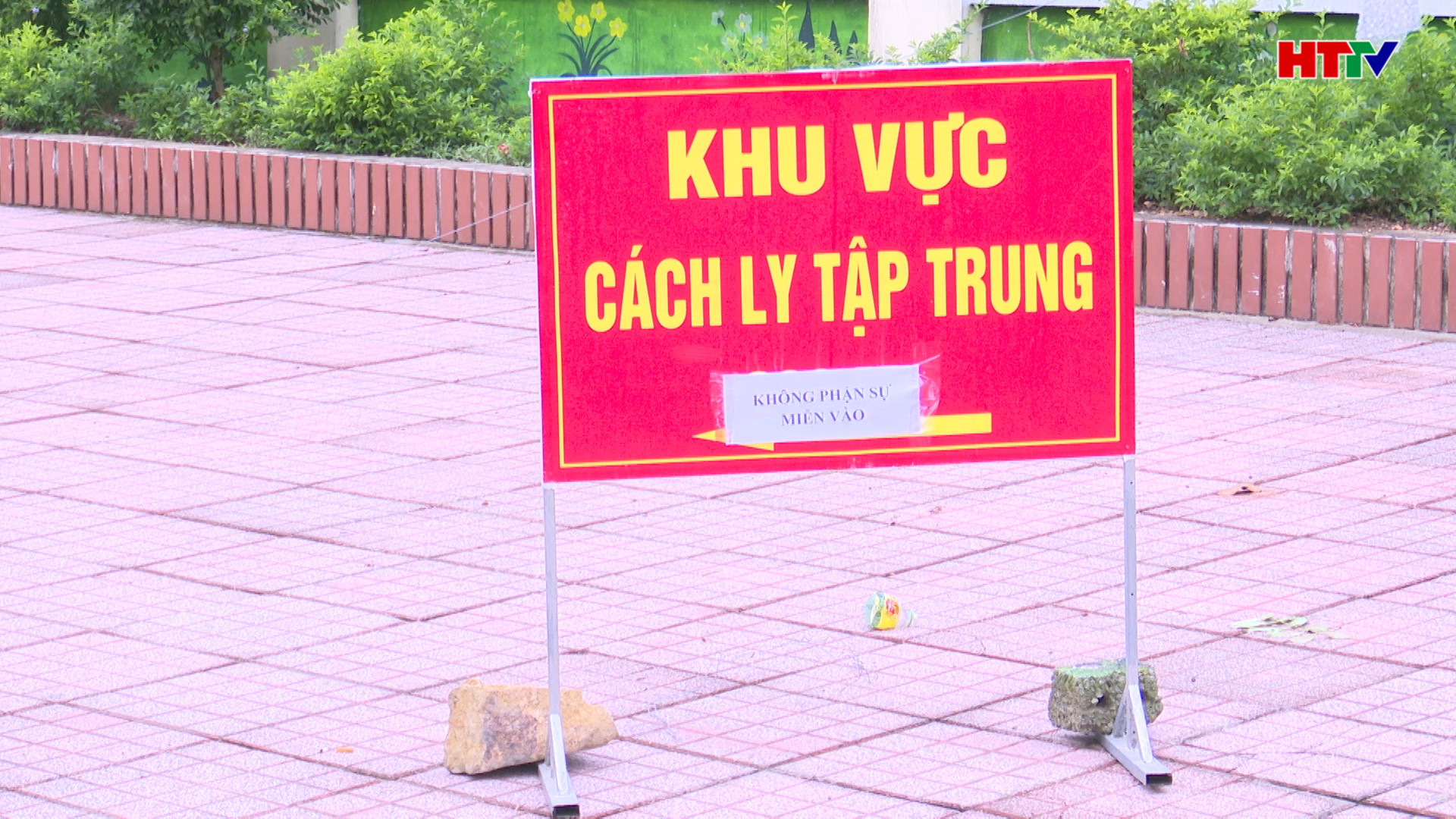 Cách ly 14 ngày đối với người đến/về từ Bệnh viện Việt Đức