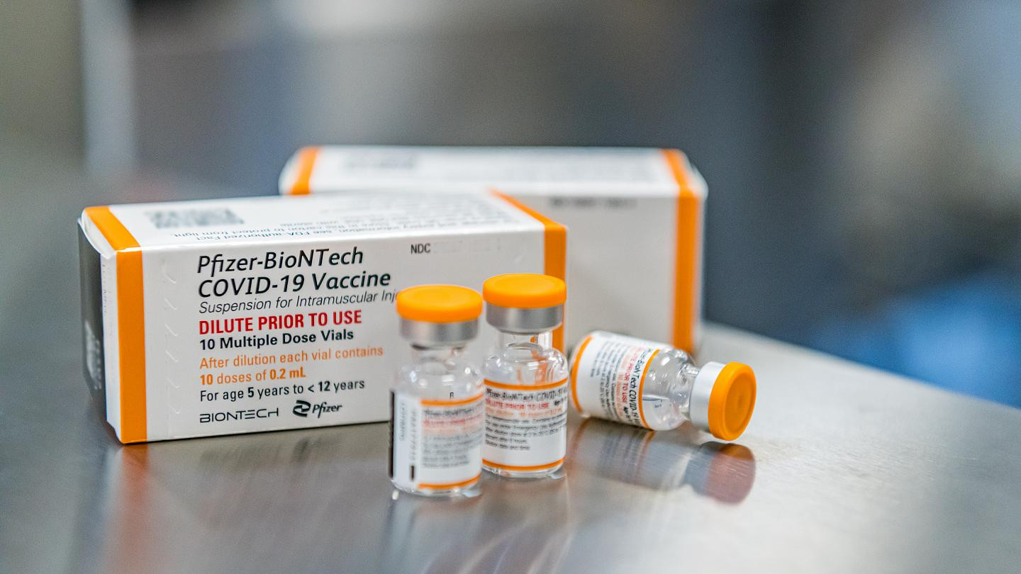 Từ tháng 4, tiêm vaccine ngừa COVID-19 cho trẻ 5-11 tuổi
