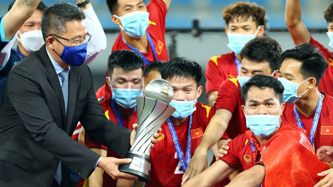 HLV U23 Thái Lan nói gì sau khi một lần nữa để thua U23 Việt Nam?